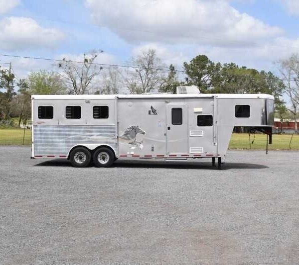 2007 American Spirit 8308LQ 3 Horse Trailer with 8′ Short Wall