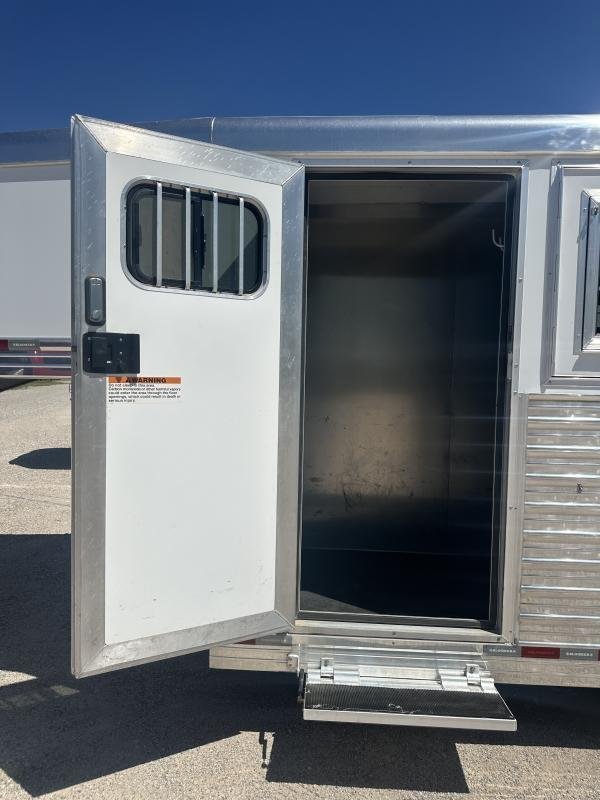 2020 Bloomer 4 Horse Stock Combo Trainer Tack Horse Trailer - Image 4