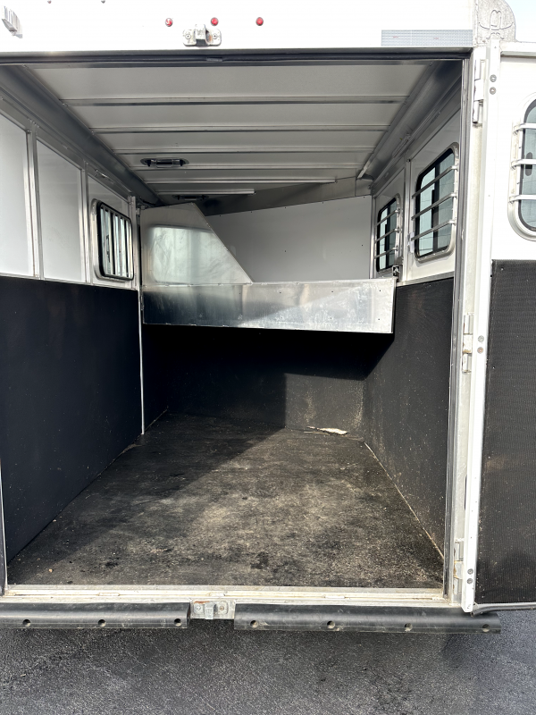 2021 Titan 2 Horse Trailer - Image 5