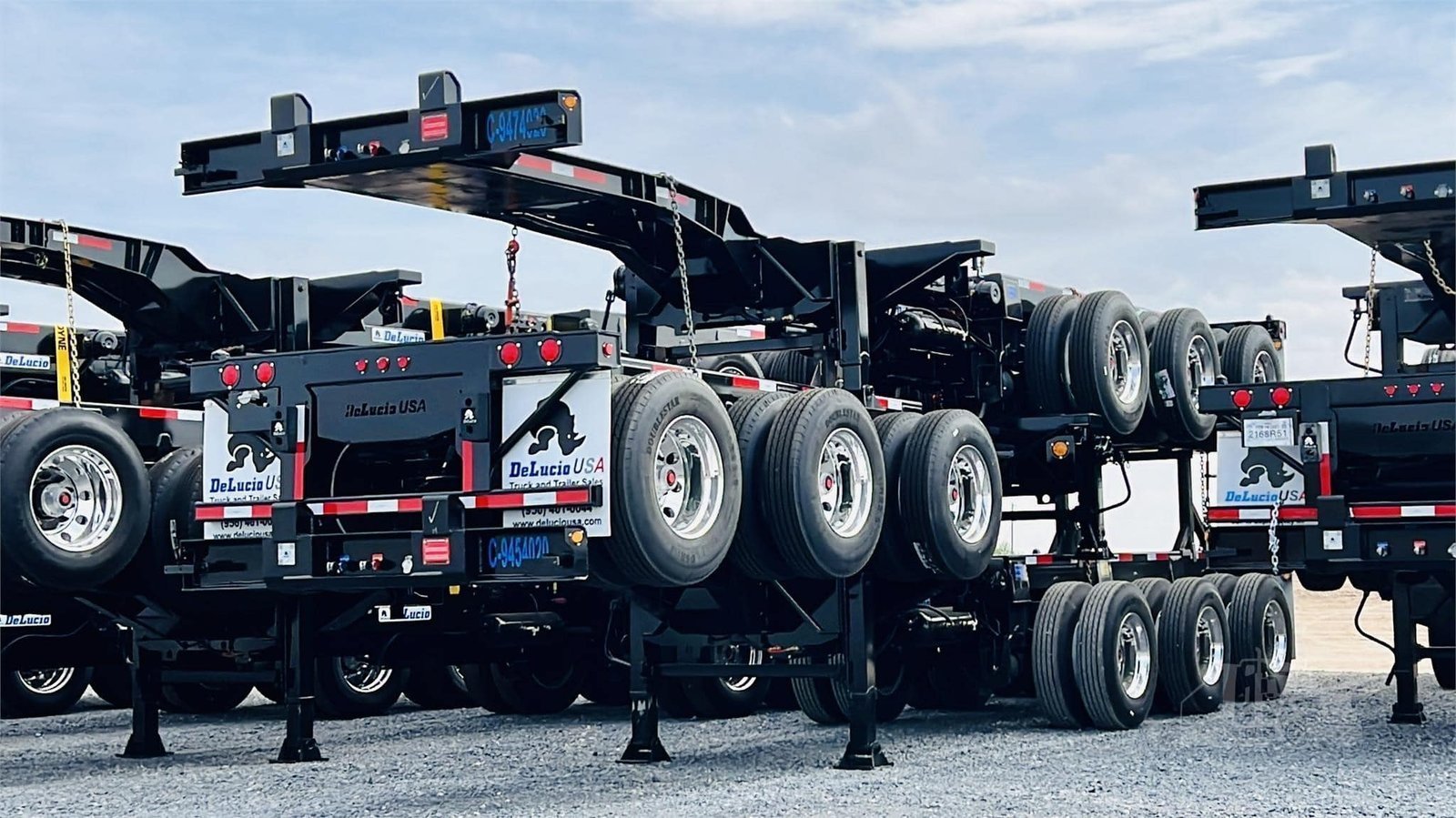 2024-DE-LUCIO-USA-4020-EXTENDABLE-CHASSIS-1.jpeg Buy 2024 De Lucio USA 40/20 Extendable Chassis Online New - Image 1