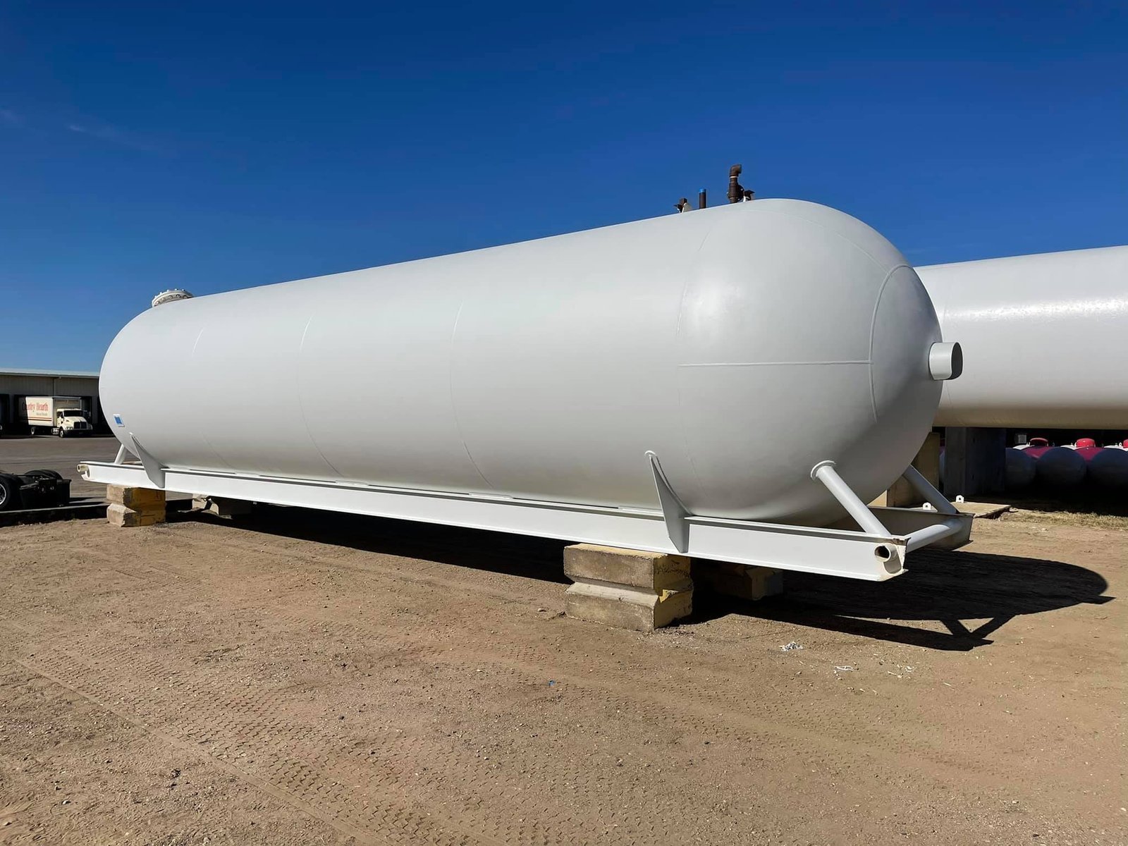 Buy-18000-Gallon-Skid-Tank.jpg Buy 30000 Gallon Skid Tanks Online ASME Storage Skids Tanks - Image 1