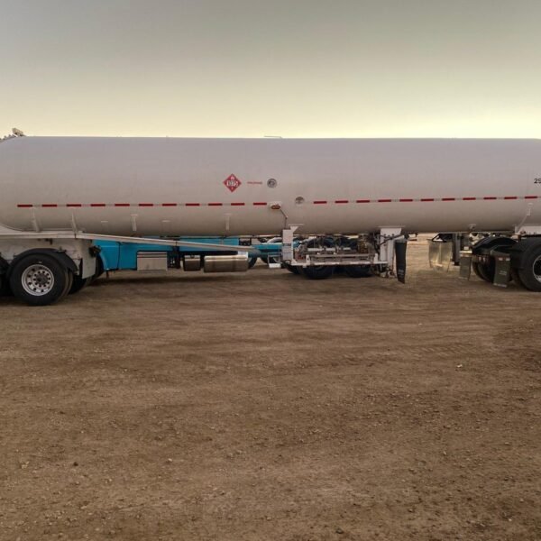 Buy 11600 Gallon Industrial Gas Tank Trailer Online MC-331 LPG LIQUID TANKER IN STOCK