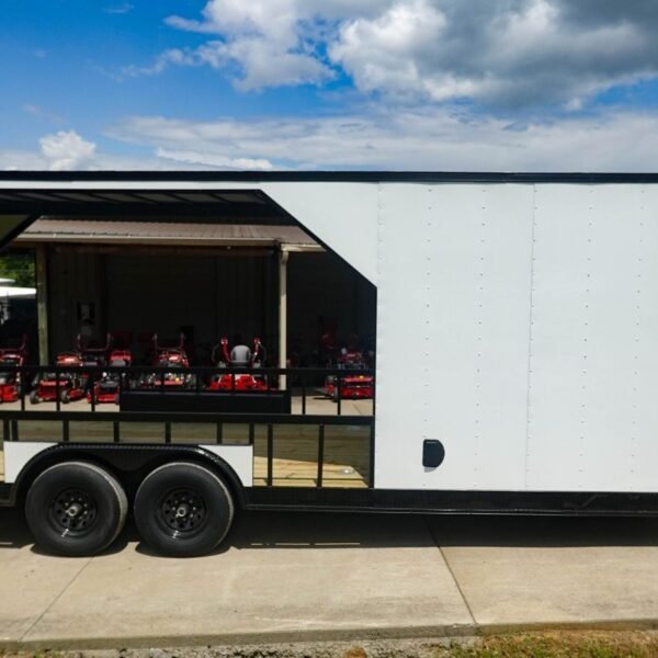 8.5′ x 24′ White Hybrid Trailer