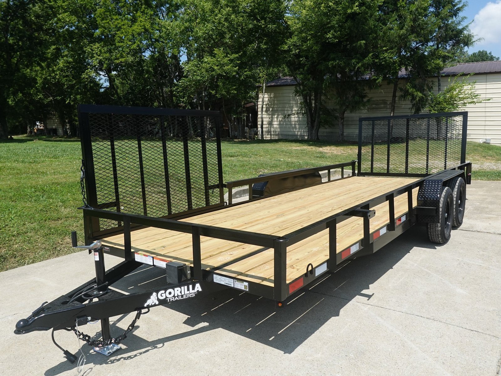 DSC06233_3e37745f-cd67-4e90-a0fb-d20973cd0949.jpg 7×20 Powder Coated Straight Deck Utility Trailer with Side Gate (2) 3,500lb Axles - Image 1