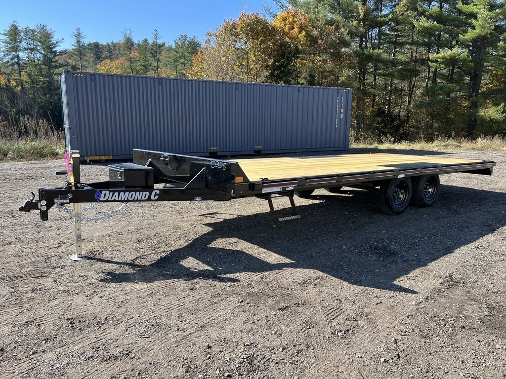 Deckover-Trailers-o.jpg 2024 Diamond C 8.5×20 7K Deckover Trailer w/Slide-In Ramps - Image 1