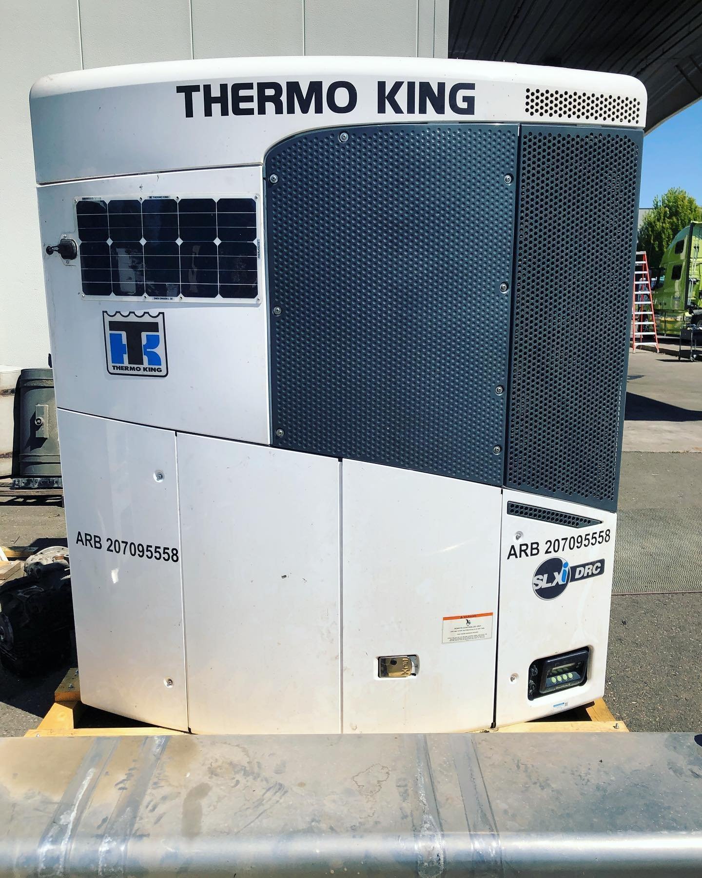 Thermo-King-SLXi.jpg Buy Thermo King SLXi-DRC Single Temperature Units Online - Image 1
