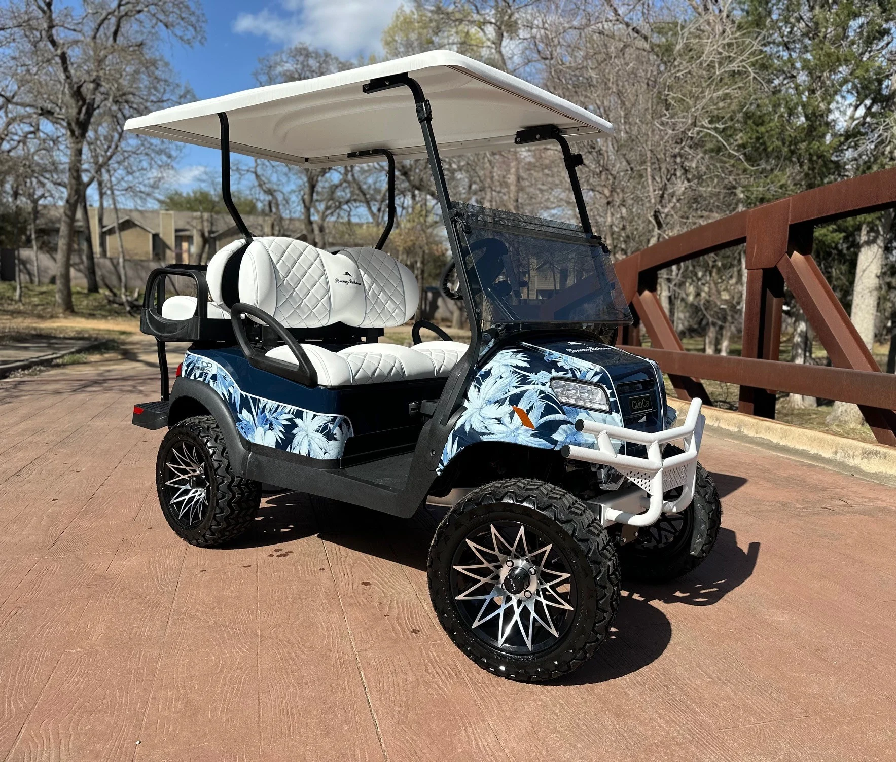 2025-Club-Car-Onward-Tommy-Bahama-Special-Edition-4-Passenger-Lifted-HP-Lithium-Ion-Golf-Carts-for-Sale-1.webp 2025 Club Car Onward Tommy Bahama Special Edition 4 Passenger Lifted HP Lithium-Ion Golf Carts for Sale - Image 1